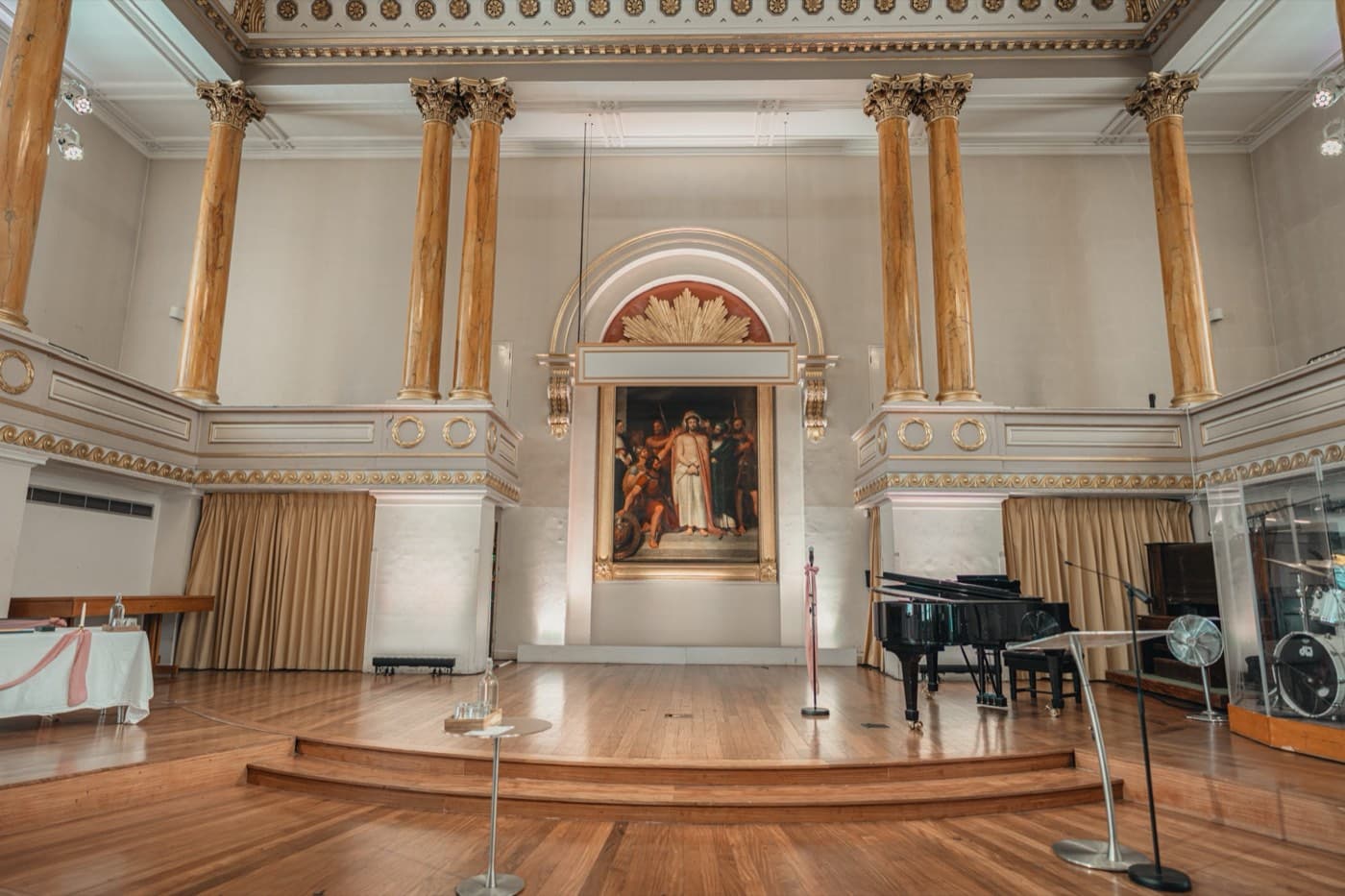 The gilded apse and Corinthian columns of All Souls, Langham Place, set for a wedding ceremony